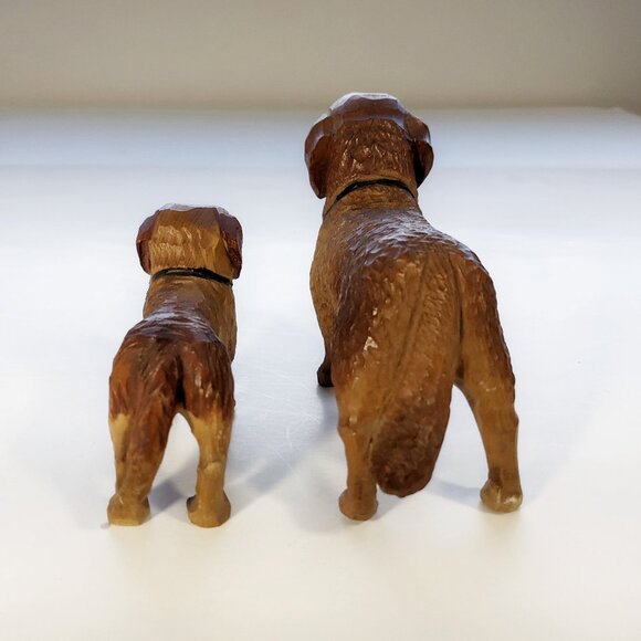 Vintage Wood Small Hand Carved St. Bernard Dogs With Barrels set of 2 - Picture 4 of 11